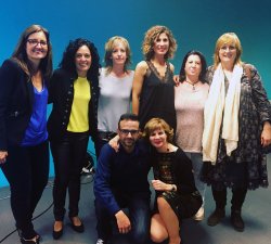 Una representació de la Unitat Geriàtrica d'Aguts, en el moment de la recollida del guardó