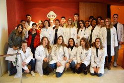 Alumnes que han visitat l'Hospital Universitari de Vic i la Clínica de Vic